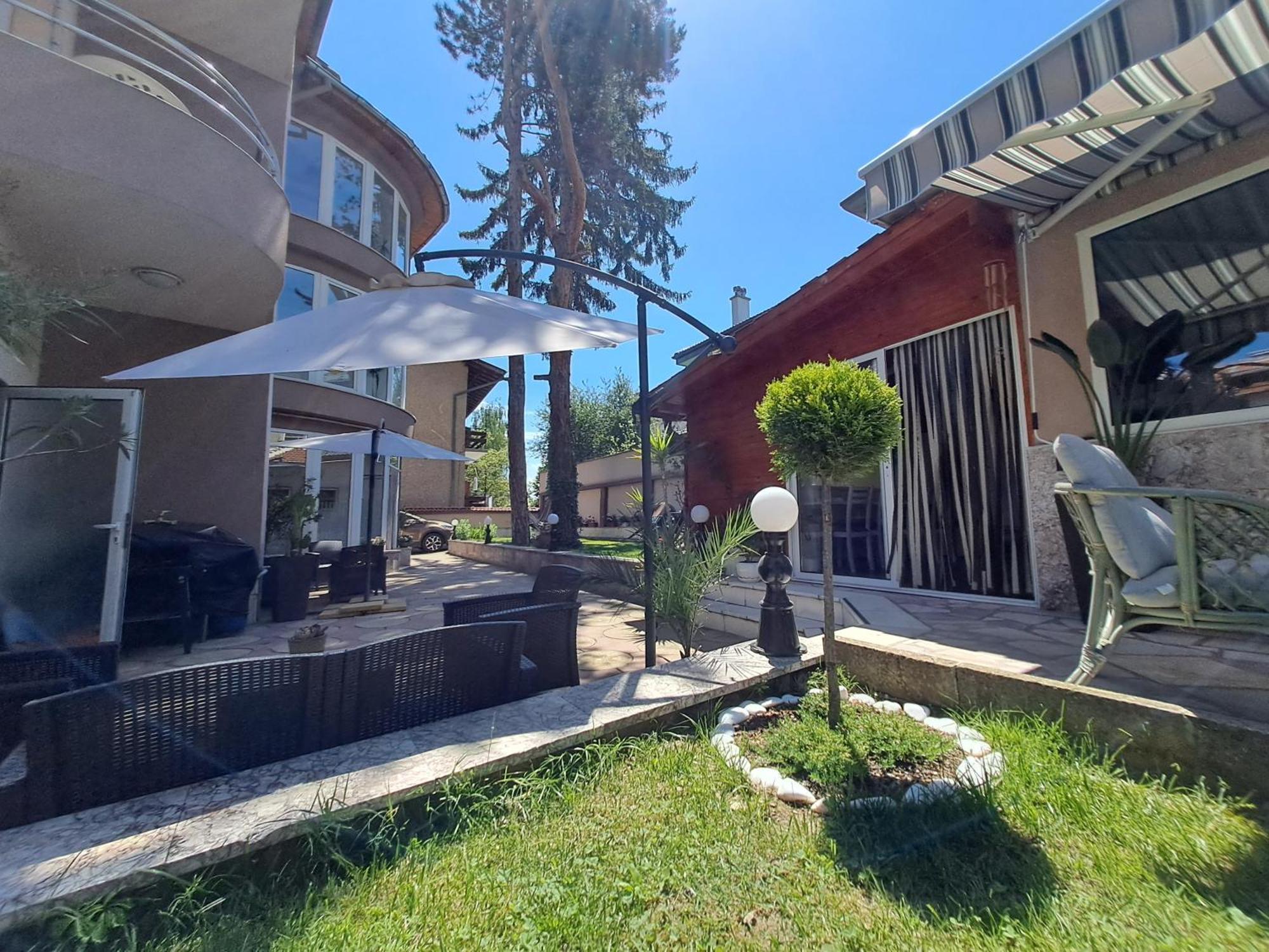 Hotel Приятелската Къща à Velingrad Extérieur photo